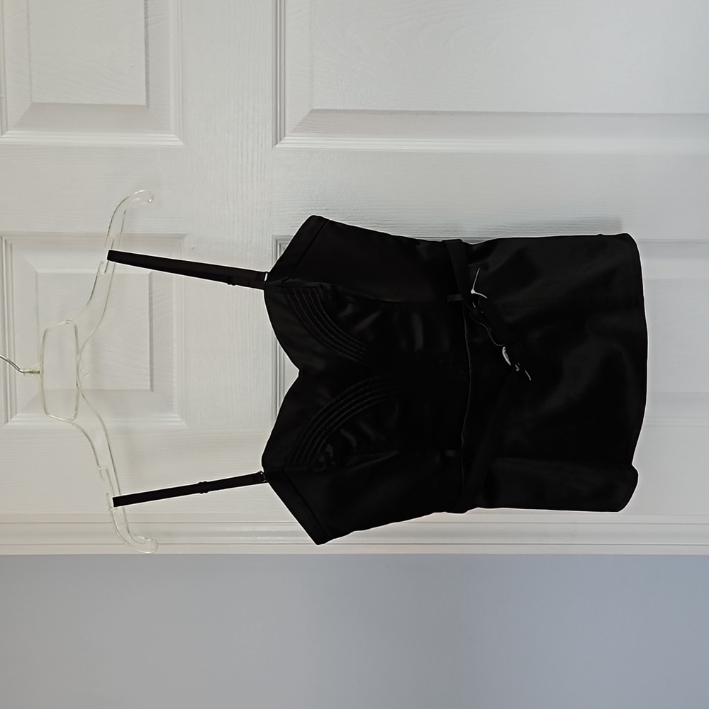 Guess black top